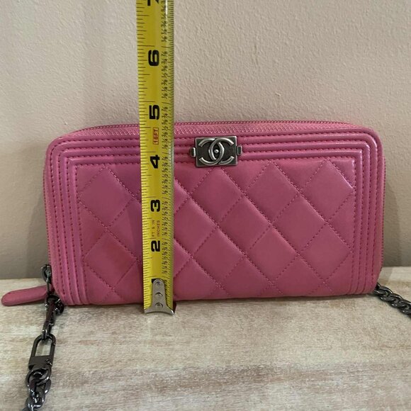 Pink Chanel Crossbody Bag - Picture 8 of 9